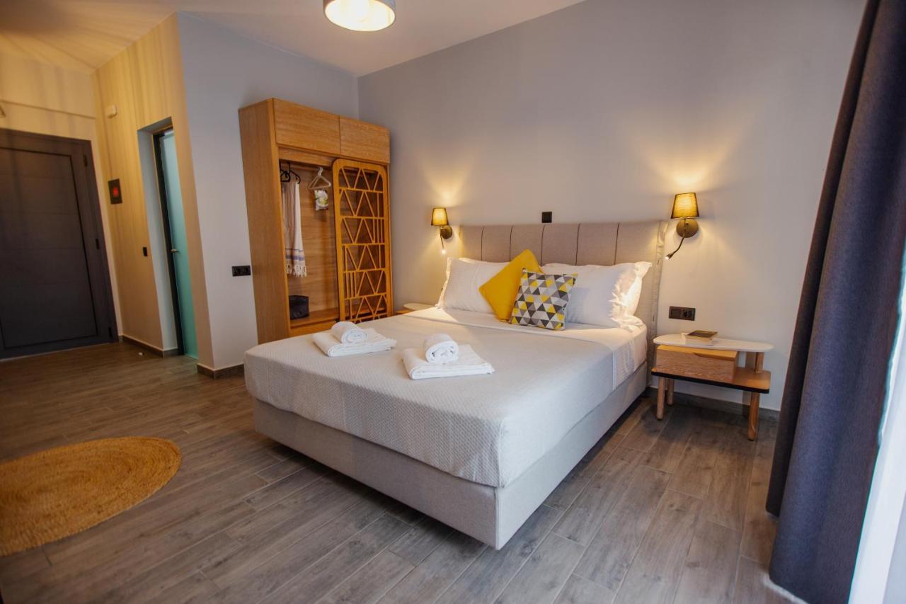 Thea Comfy Living Aparthotel Vrasná Екстериор снимка
