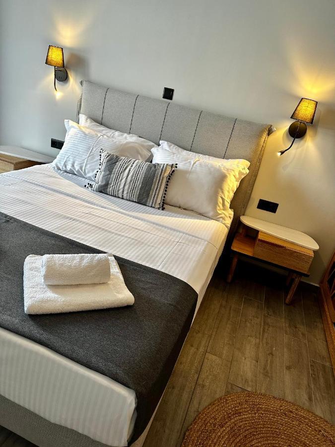 Thea Comfy Living Aparthotel Vrasná Екстериор снимка