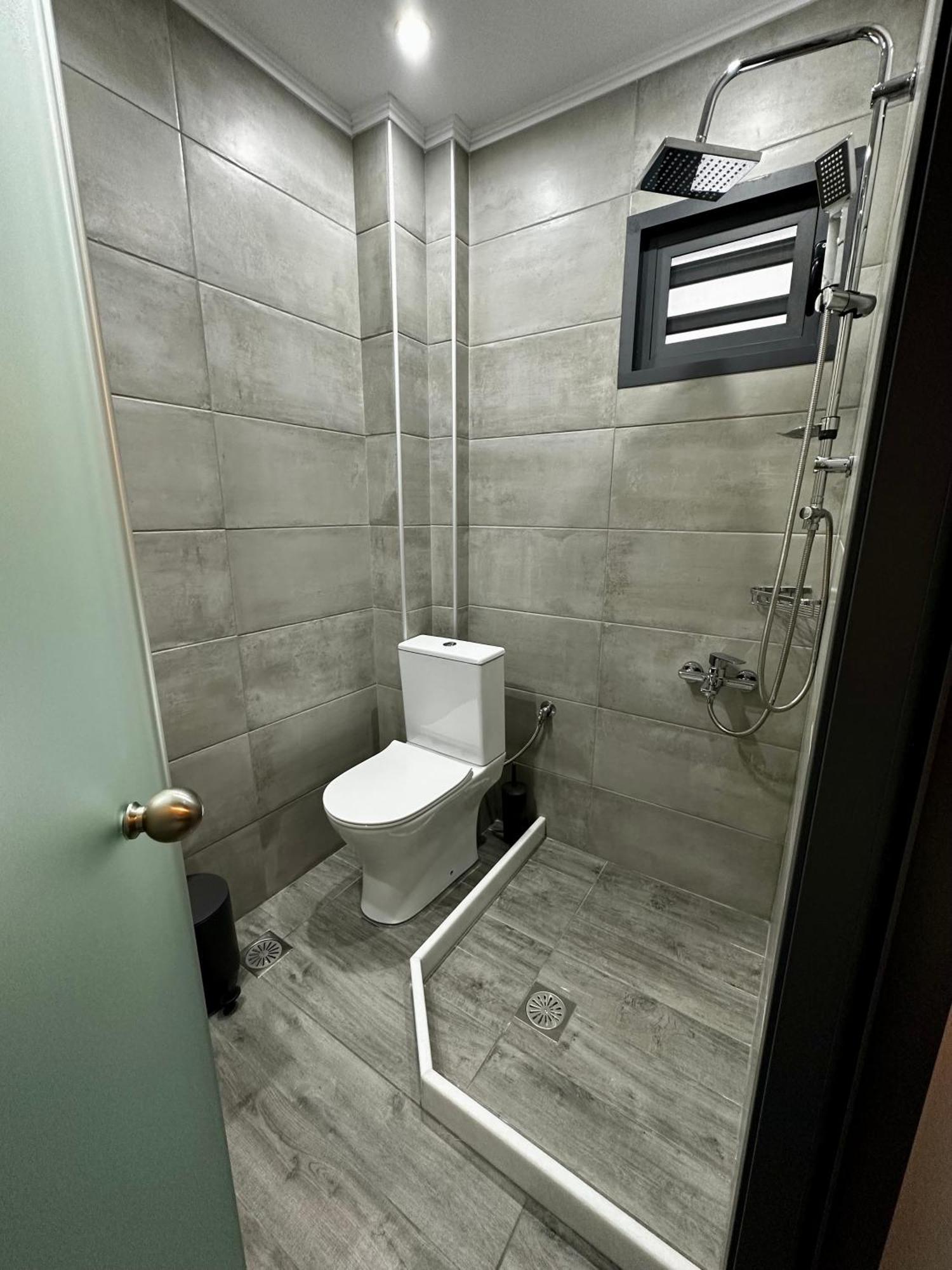 Thea Comfy Living Aparthotel Vrasná Екстериор снимка